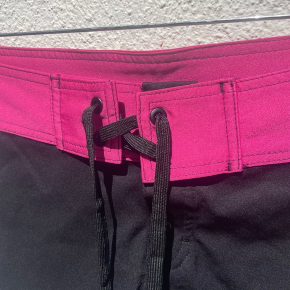 Taca Threads Hawaii Boardshorts - Picture 2 of 9